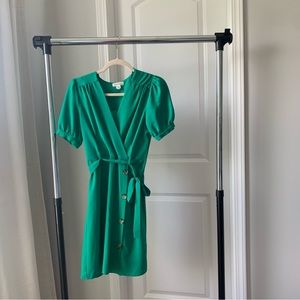Monteau Short Sleeve button Up Green Dress with Tie Waste in Size Large